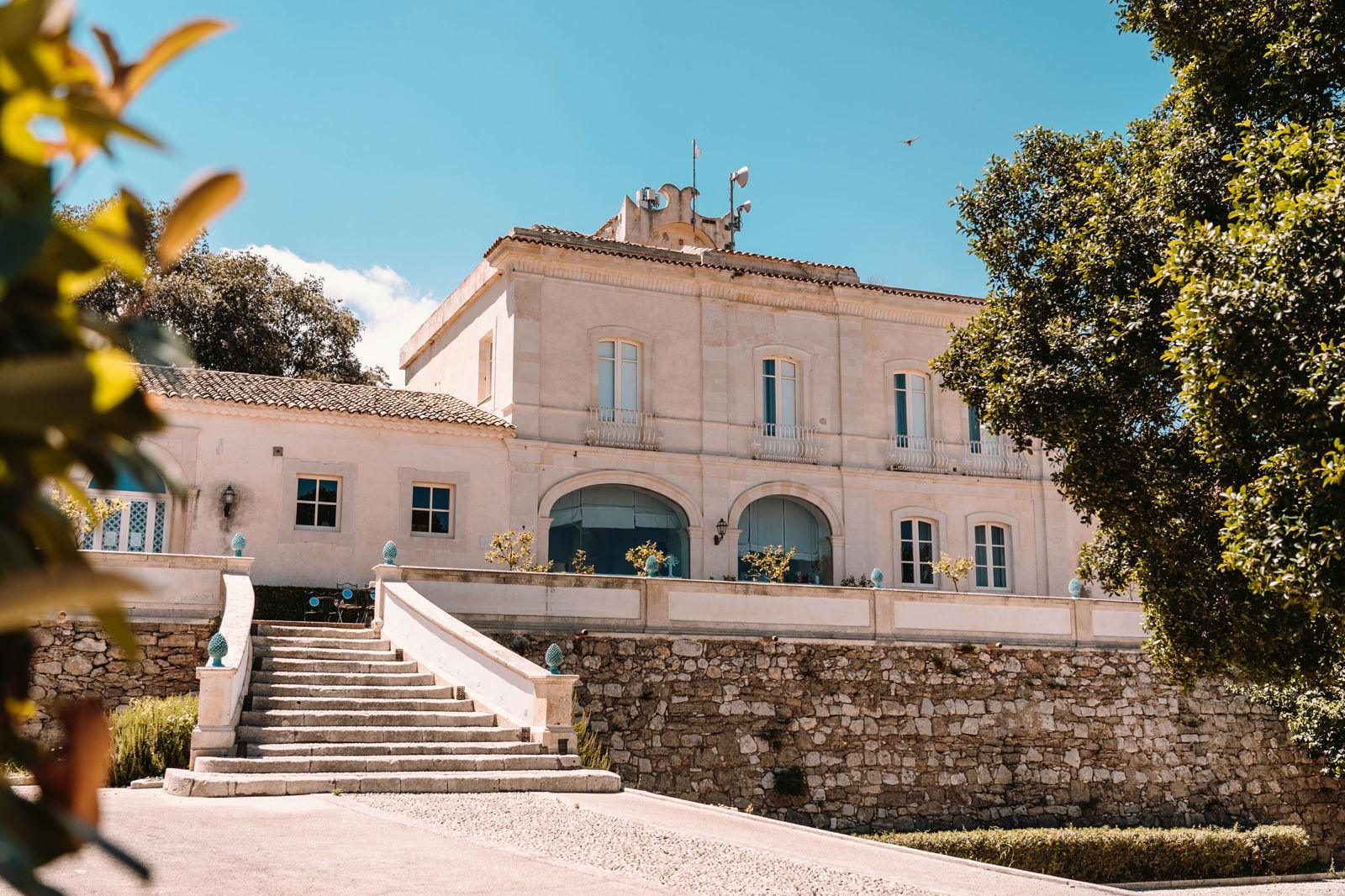 Borgo di Luce I Monasteri