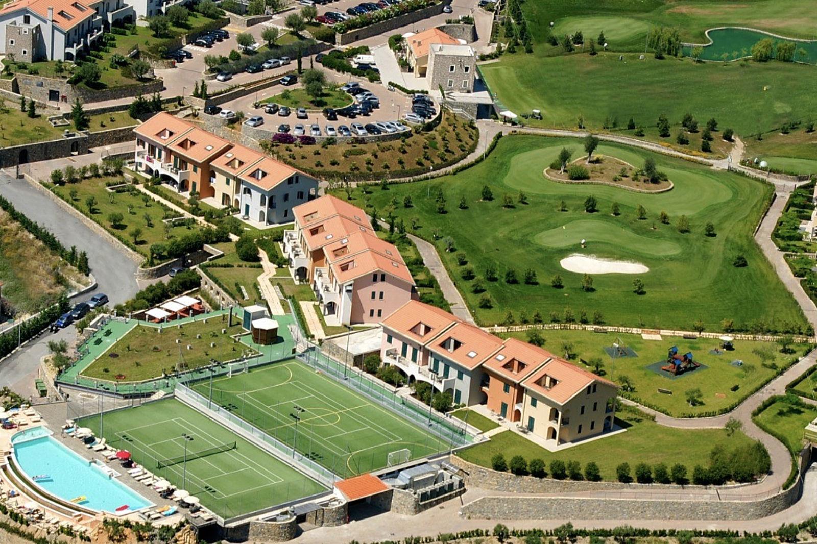 Castellaro Golf Resort Hotel