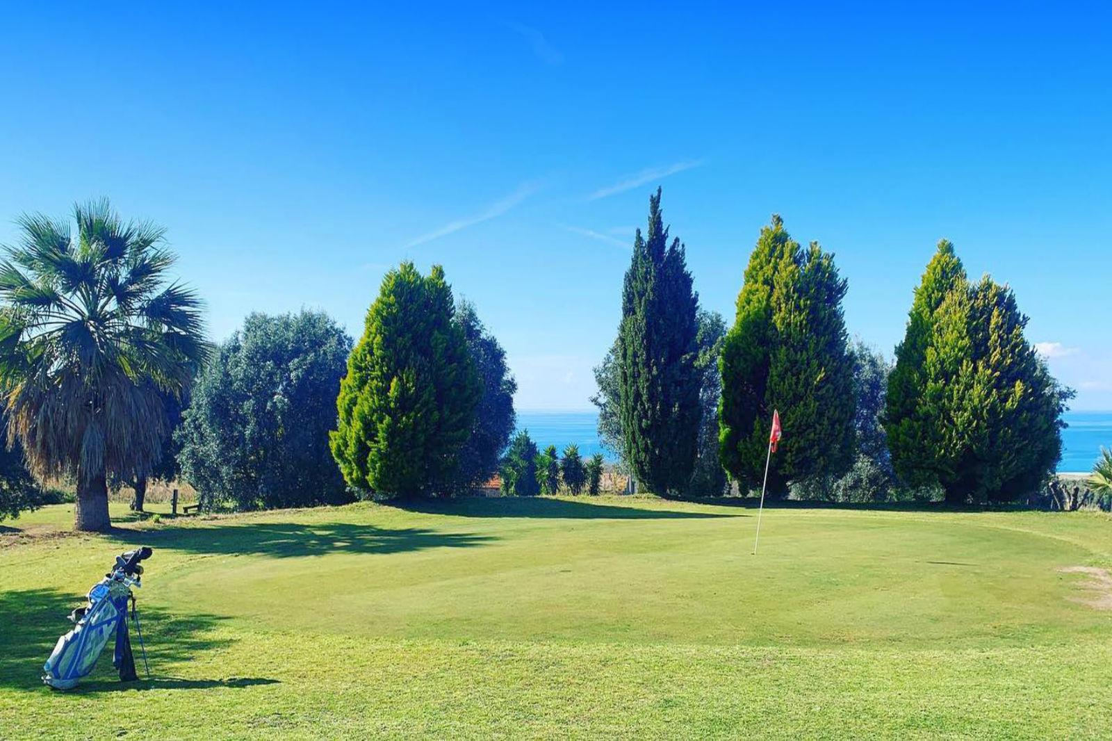 Tauriana Golf Club