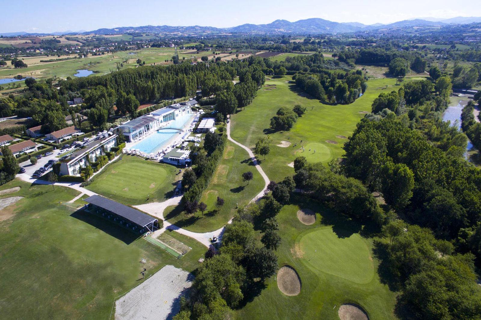 Riviera Golf Resort