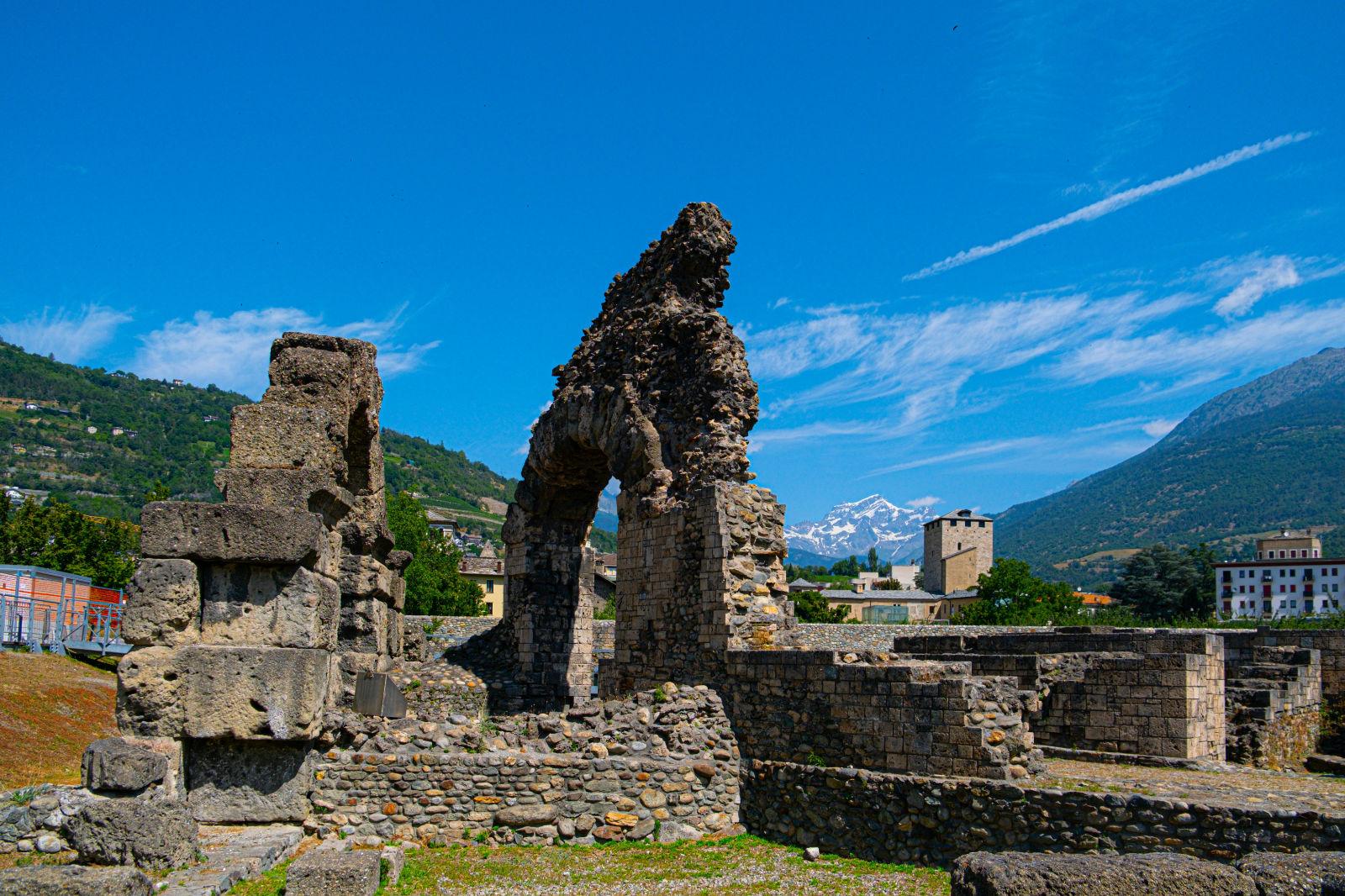 Valle d'Aosta, Aosta, rovine romane